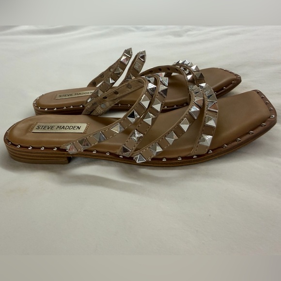 Steve Madden Brown Sandals with Silver Studs - Picture 4 of 5